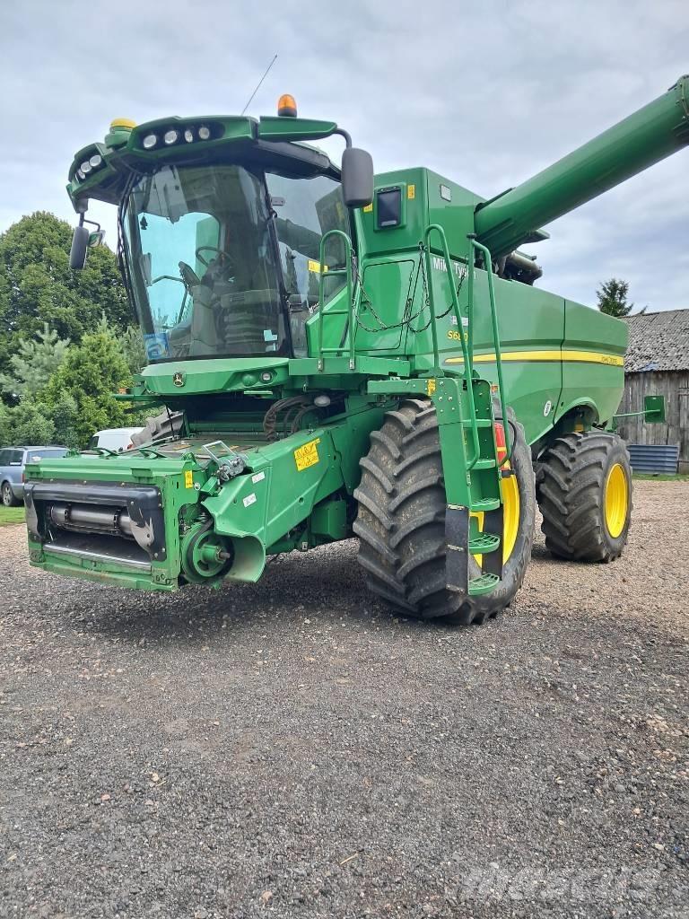 John Deere S 680 i Derliaus nuėmimo kombainai