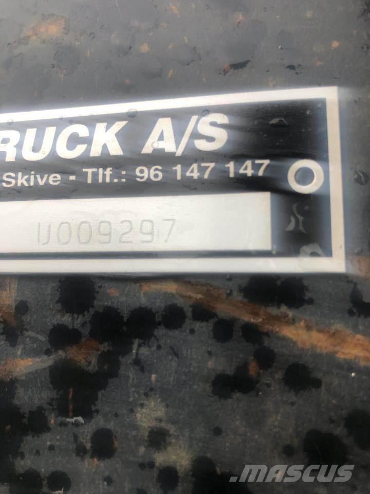 Engcon ØVRIGE Kaušai