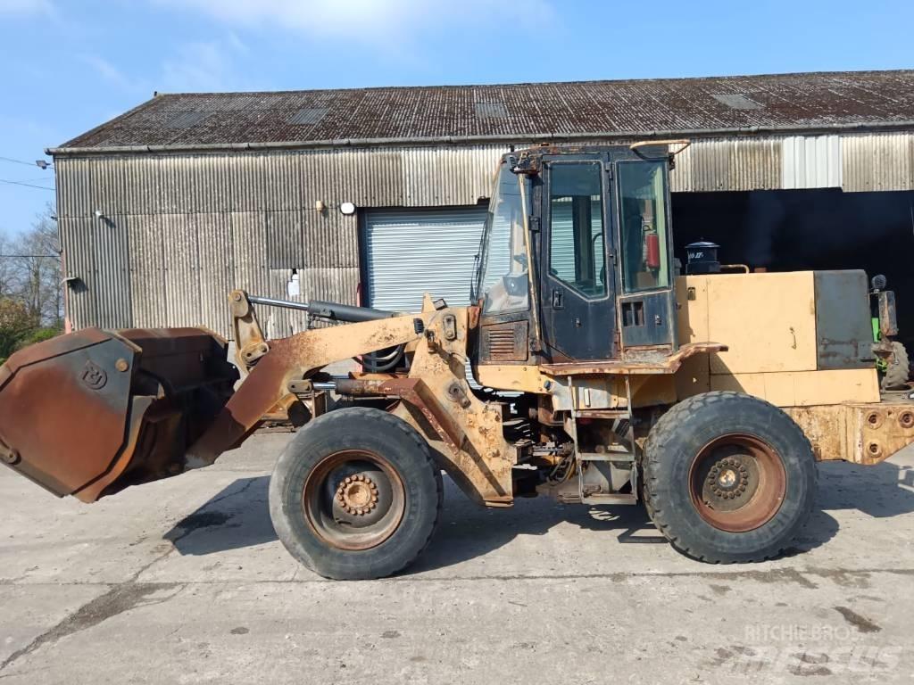 CAT 924 F Naudoti ratiniai krautuvai