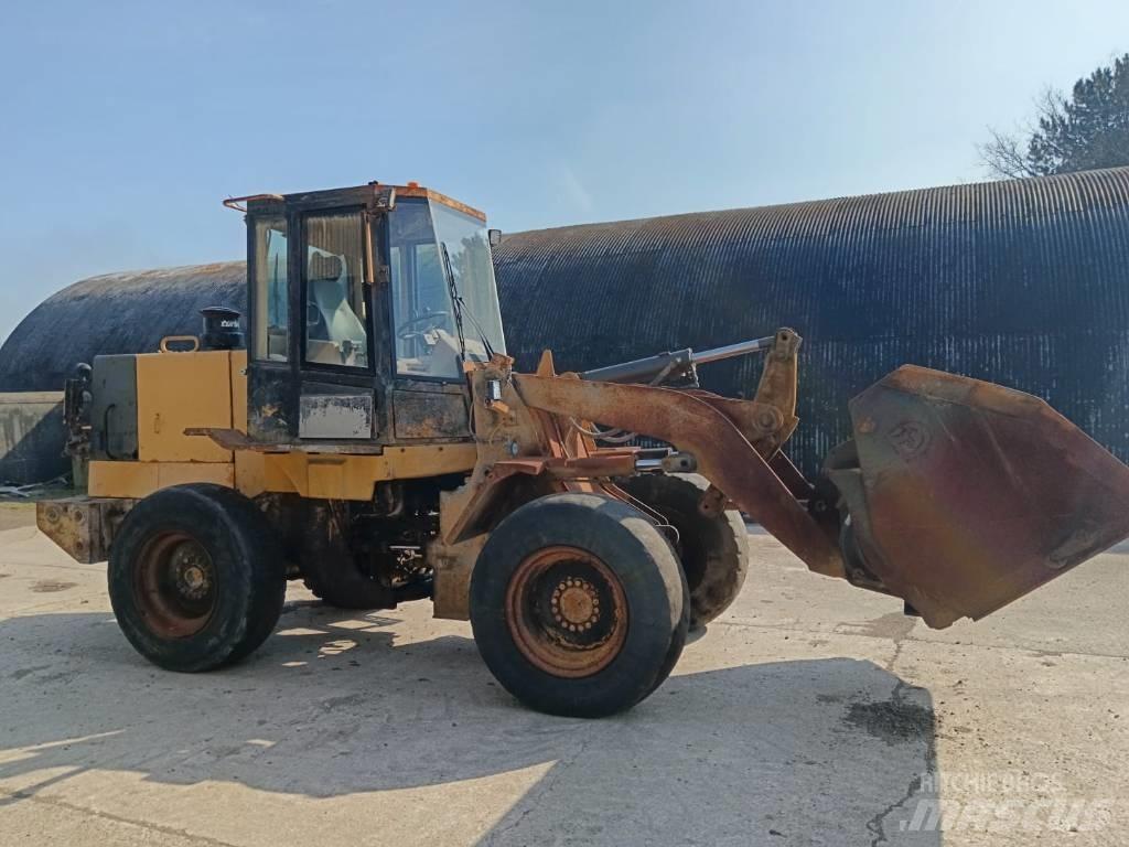 CAT 924 F Naudoti ratiniai krautuvai