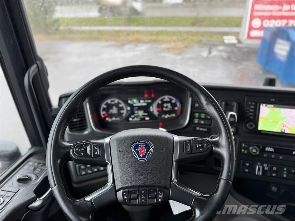 Scania R650 6X4 Naudoti vilkikai