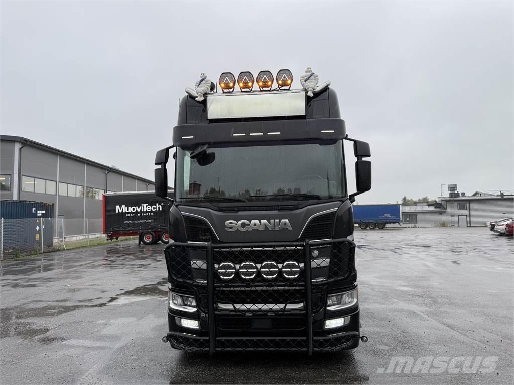 Scania R650 6X4 Naudoti vilkikai
