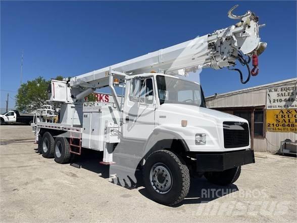 Altec D4065TR Ant vilkikų montuojamos kėlimo platformos
