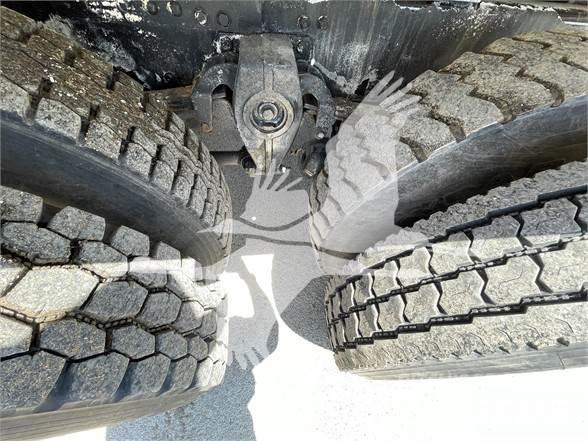 Altec D4065TR Ant vilkikų montuojamos kėlimo platformos