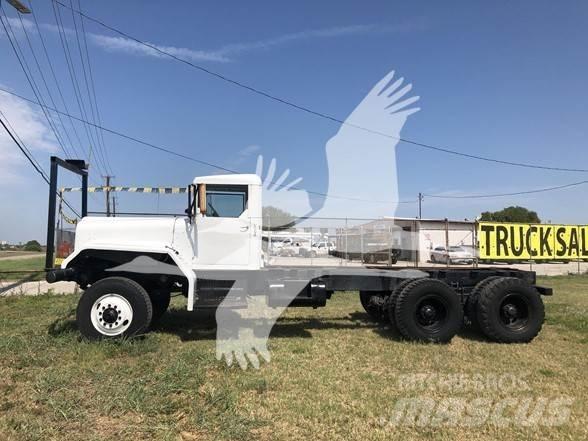 Diamond T M13 Važiuoklė su kabina