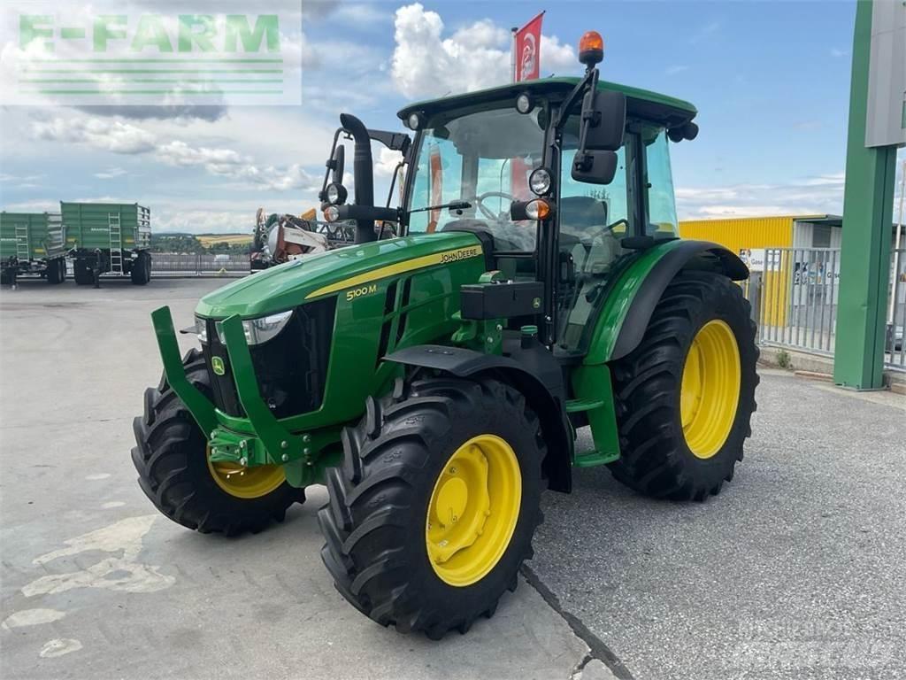 John Deere 5100M Traktoriai