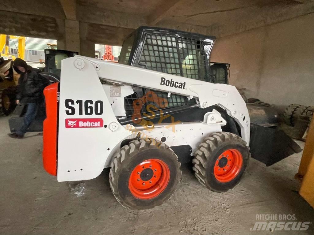 Bobcat S160 Krautuvai su šoniniu pasukimu