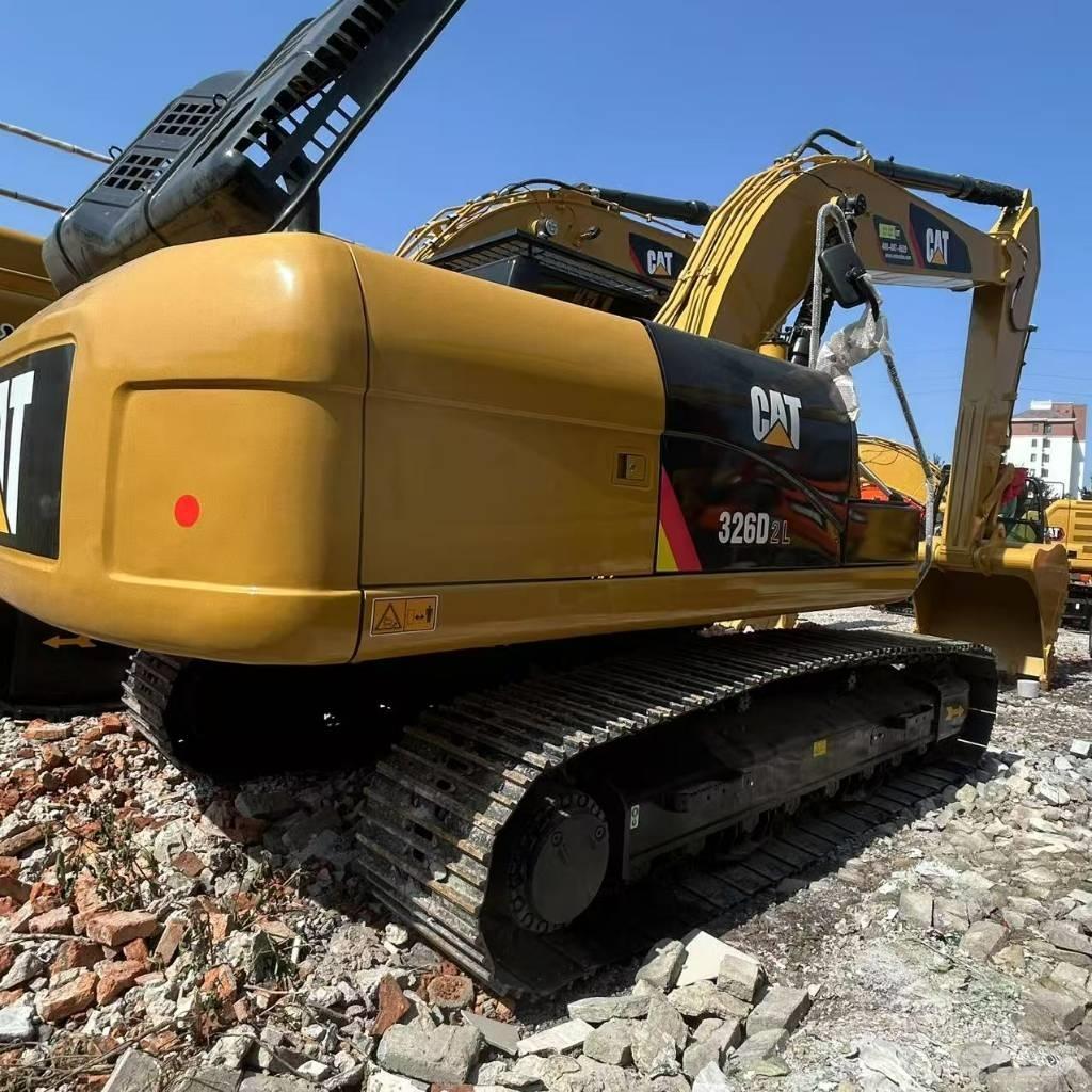 CAT 326D2L Vikšriniai ekskavatoriai