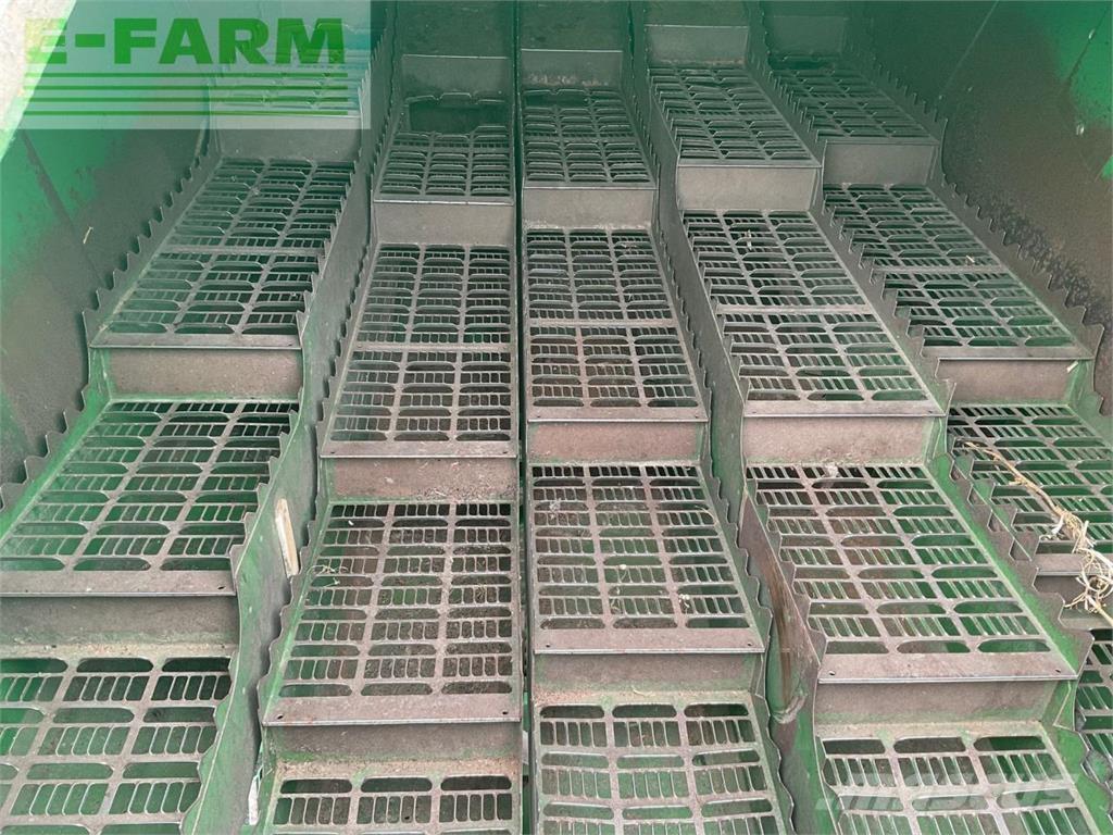 John Deere T560HM Derliaus nuėmimo kombainai