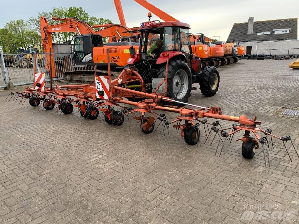 Kuhn 8 Poten Šieno grėbliai ir vartytuvai
