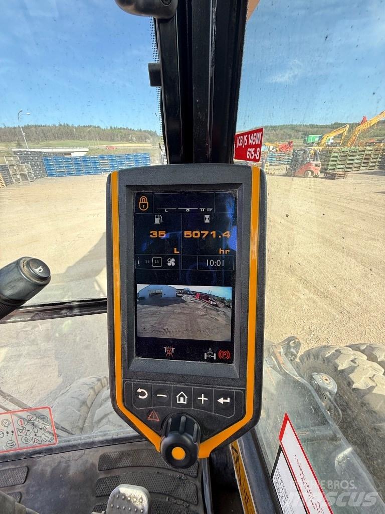 JCB JS 145 W Ratiniai ekskavatoriai