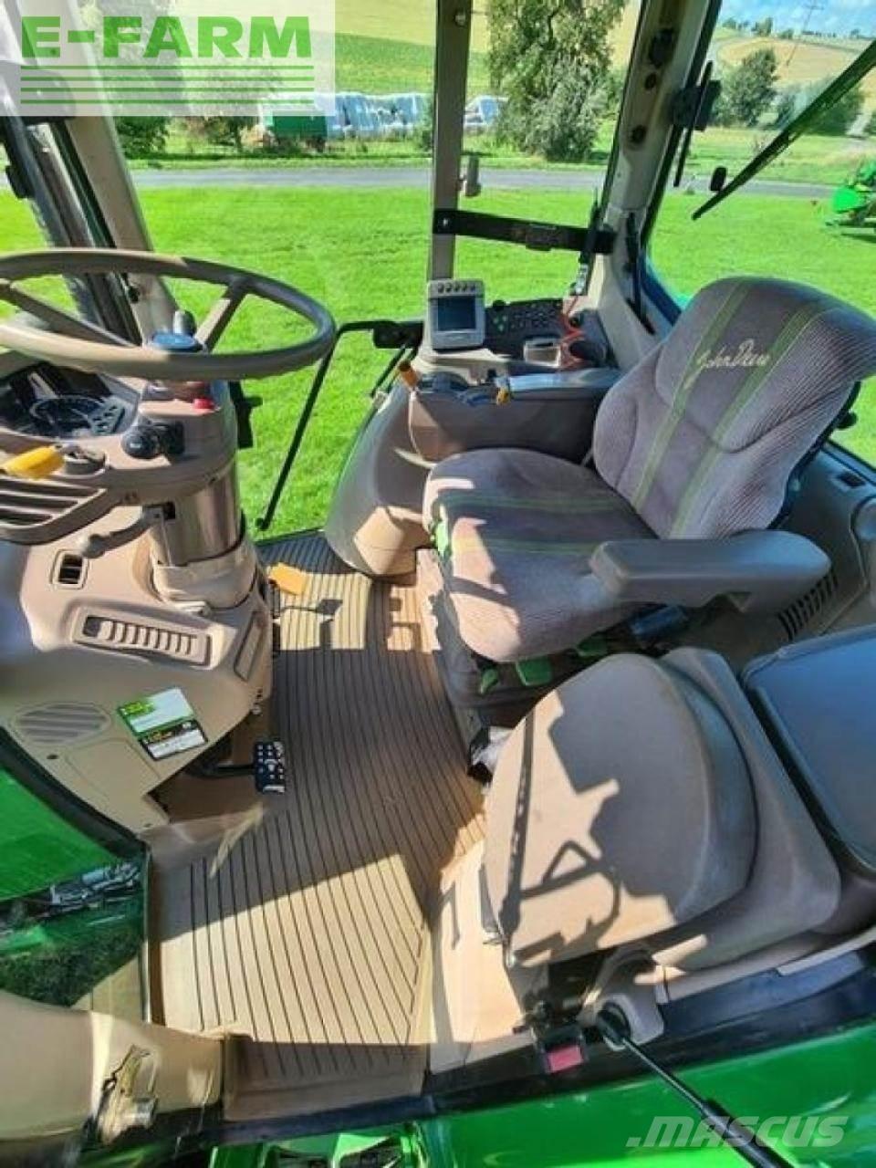 John Deere 7430 Traktoriai