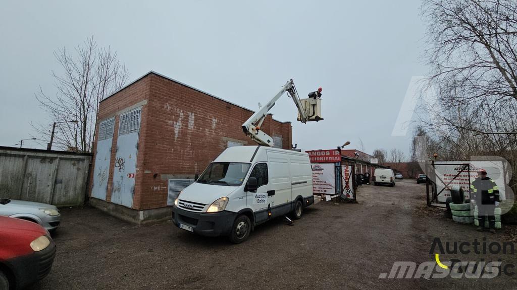 Iveco Daily Ant vilkikų montuojamos kėlimo platformos