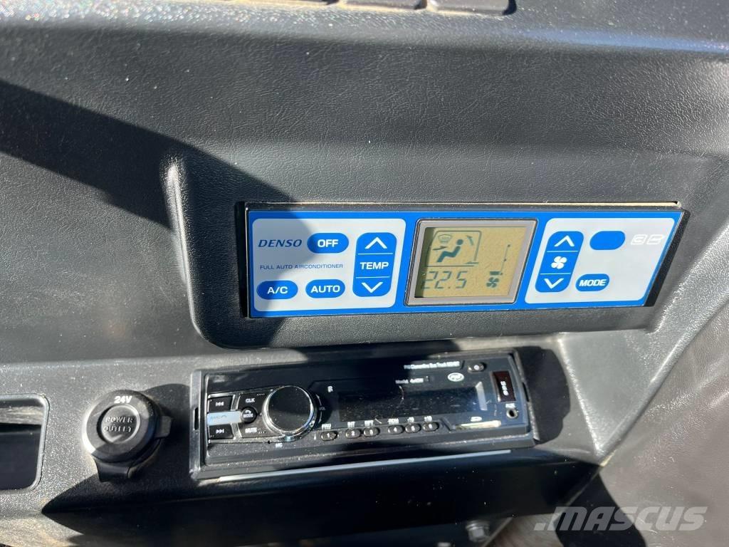 Takeuchi TB 295 W Ratiniai ekskavatoriai