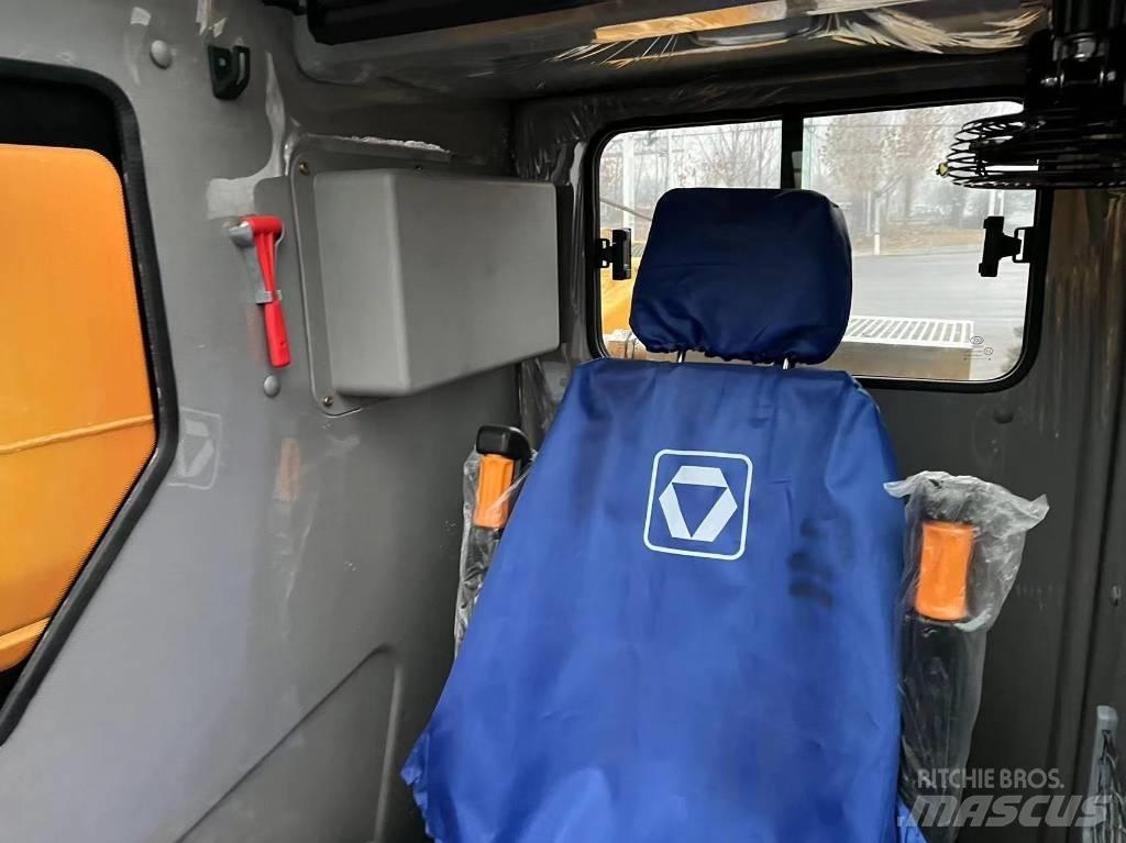 XCMG XCT 25 Visureigiai kranai