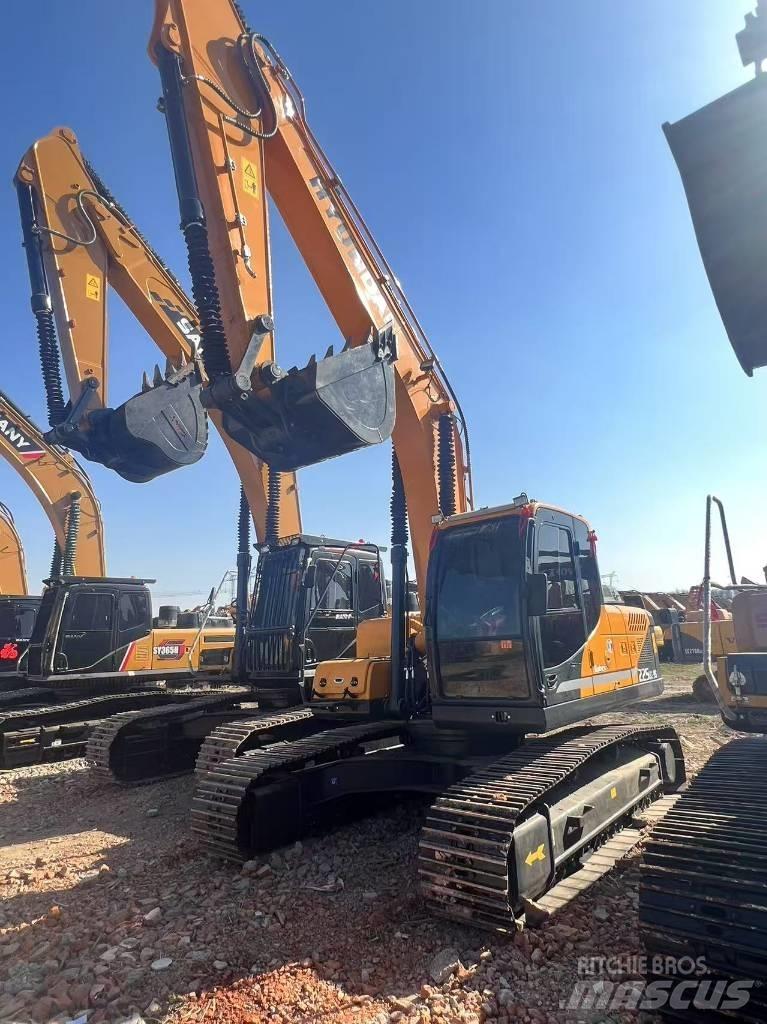 Hyundai 225-9 Vikšriniai ekskavatoriai