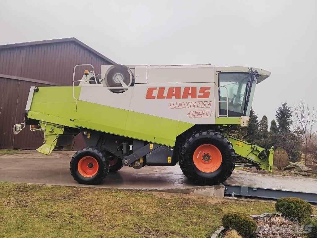 Claas 420 Derliaus nuėmimo kombainai