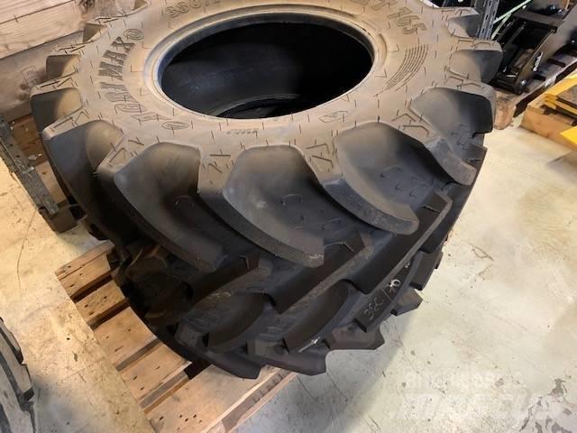 Agrimax RT765 Padangos, ratai ir ratlankiai