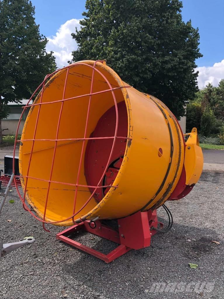 TEAGLE TOMAHAWK 5050 Ryšulių smulkinimo, pjaustymo ir išvyniojimo įrenginiai