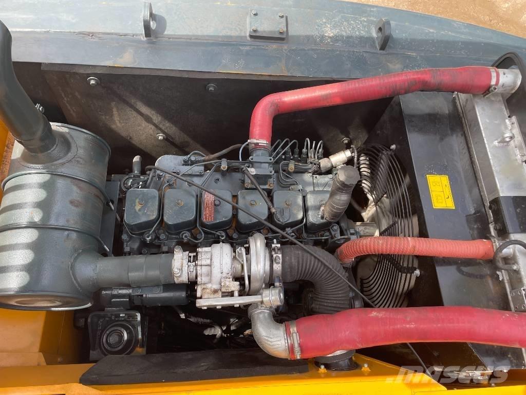 Hyundai 220LC-9S Vikšriniai ekskavatoriai