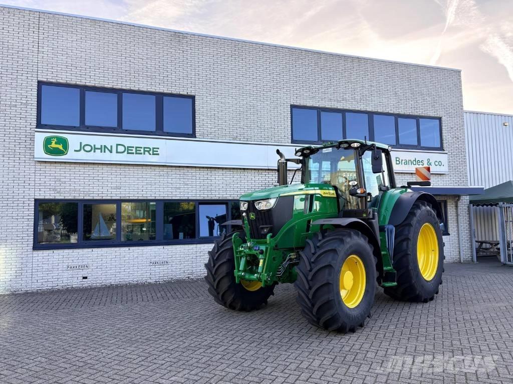 John Deere 6M200 Traktoriai