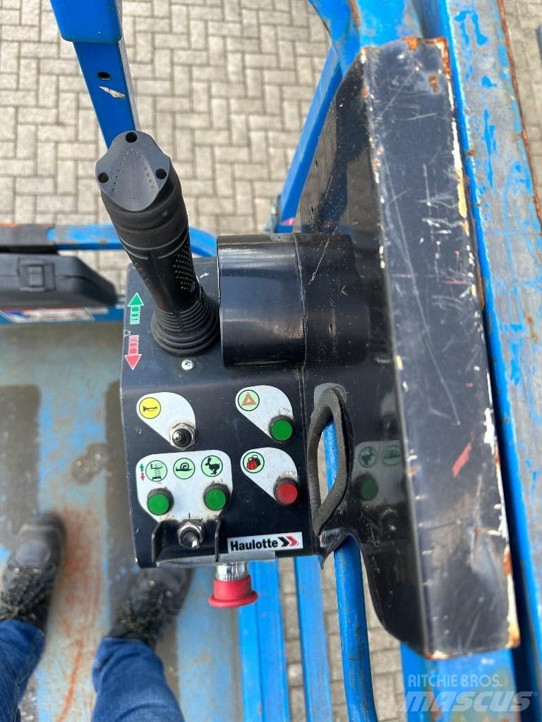 Haulotte Compact 14 Žirkliniai keltuvai