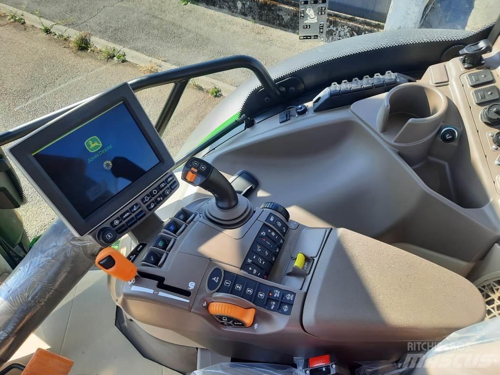 John Deere 6R130 Traktoriai
