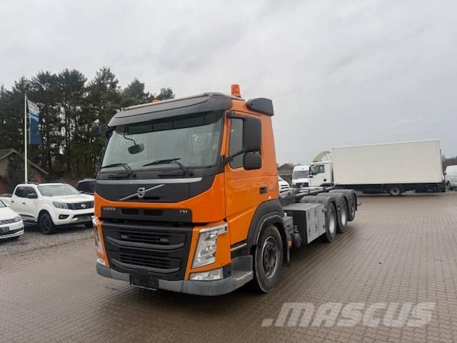 Volvo FM 410 Sunkvežimiai su keliamuoju kabliu