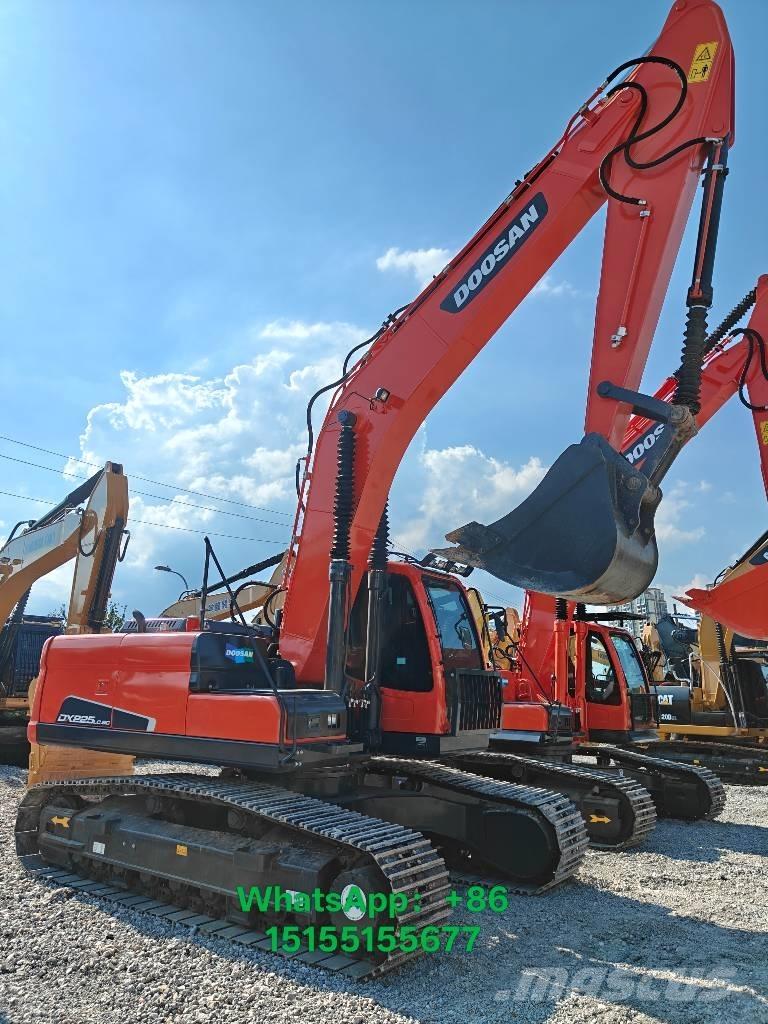 Doosan 225 LCA Vikšriniai ekskavatoriai