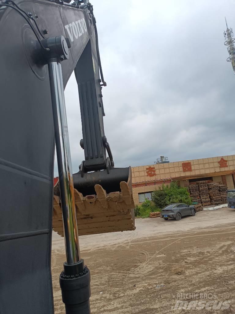 Volvo EC350DL Vikšriniai ekskavatoriai