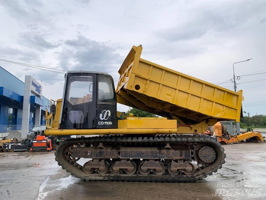 Komatsu CD 110 R-1 Vikšrinė savivartė technika