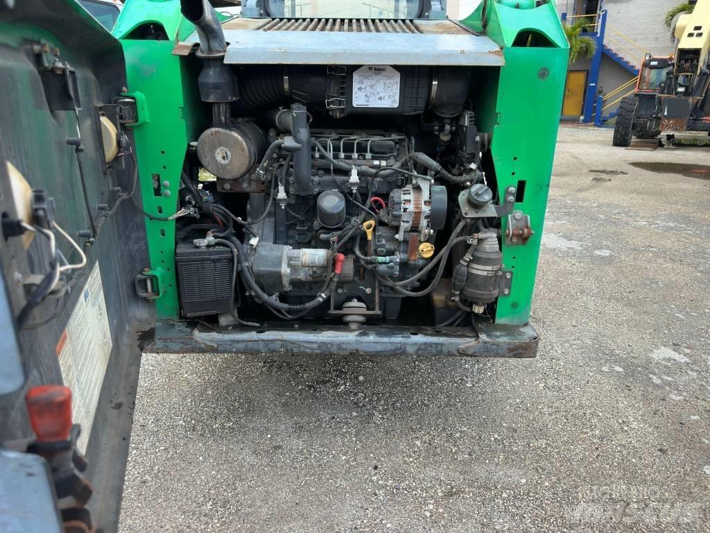 Bobcat S 550 Krautuvai su šoniniu pasukimu