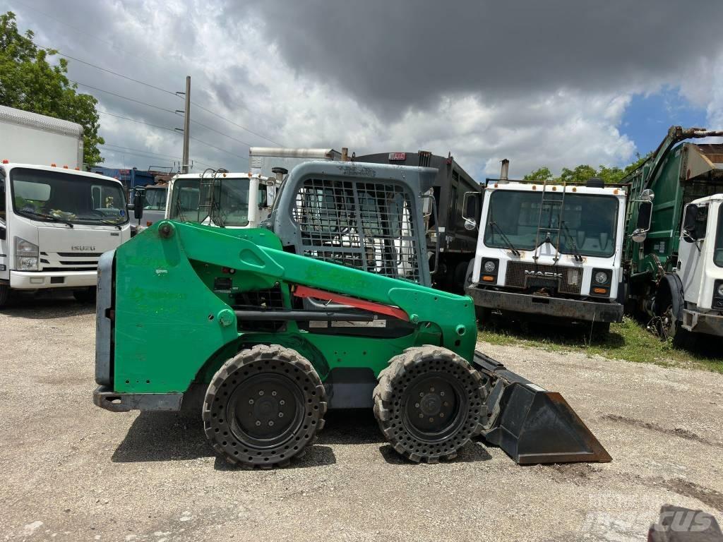 Bobcat S 550 Krautuvai su šoniniu pasukimu
