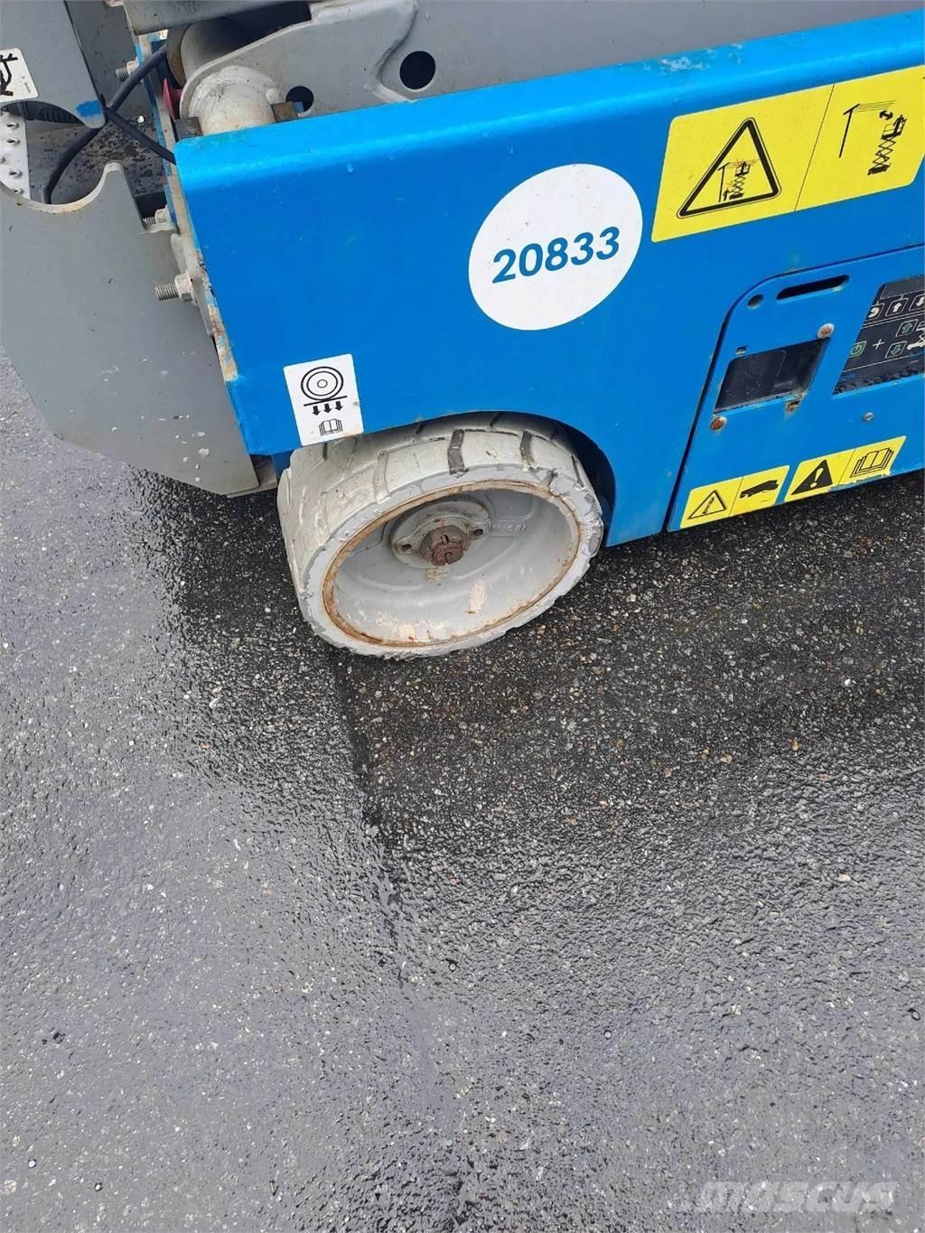 Genie GS 1932 Žirkliniai keltuvai