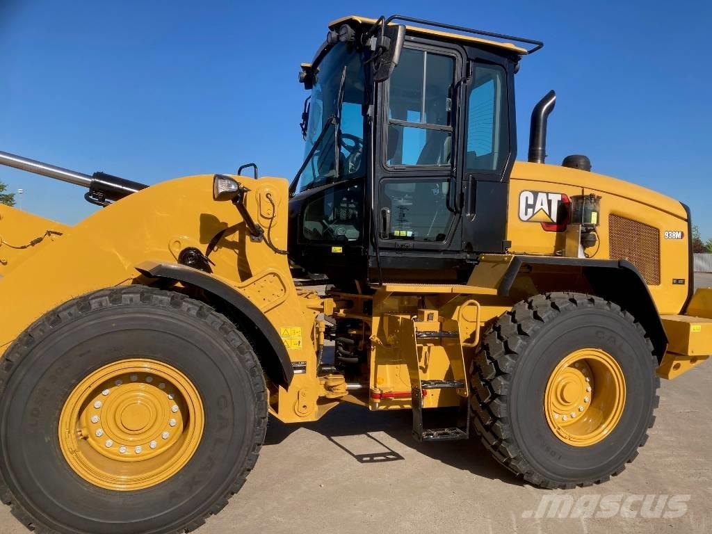 CAT 938M Naudoti ratiniai krautuvai