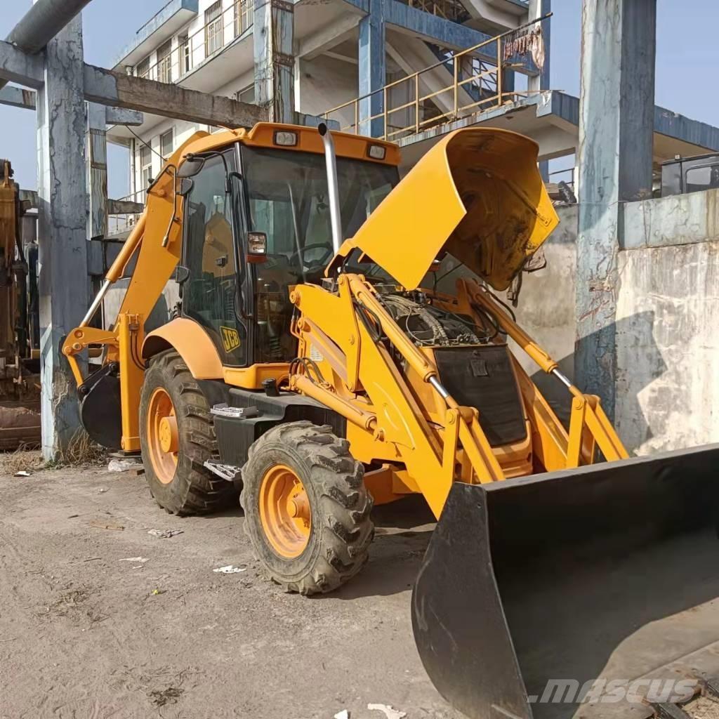 JCB 3CX Ekskavatoriniai krautuvai