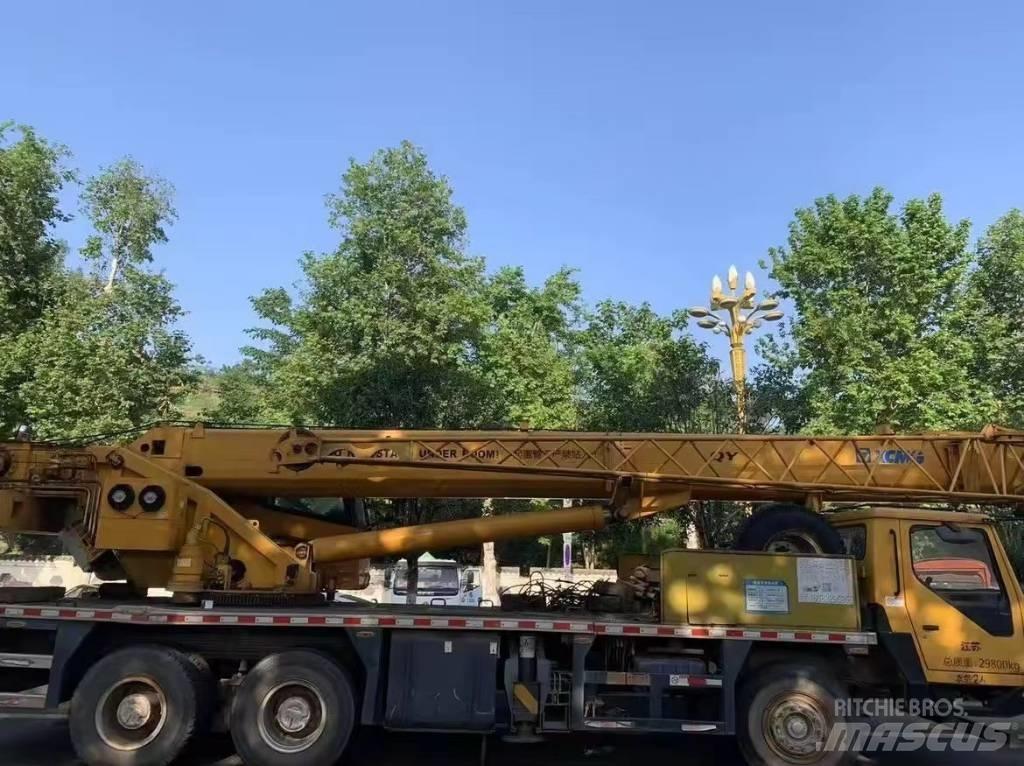 XCMG XZJ5305JQZ20 Visureigiai kranai
