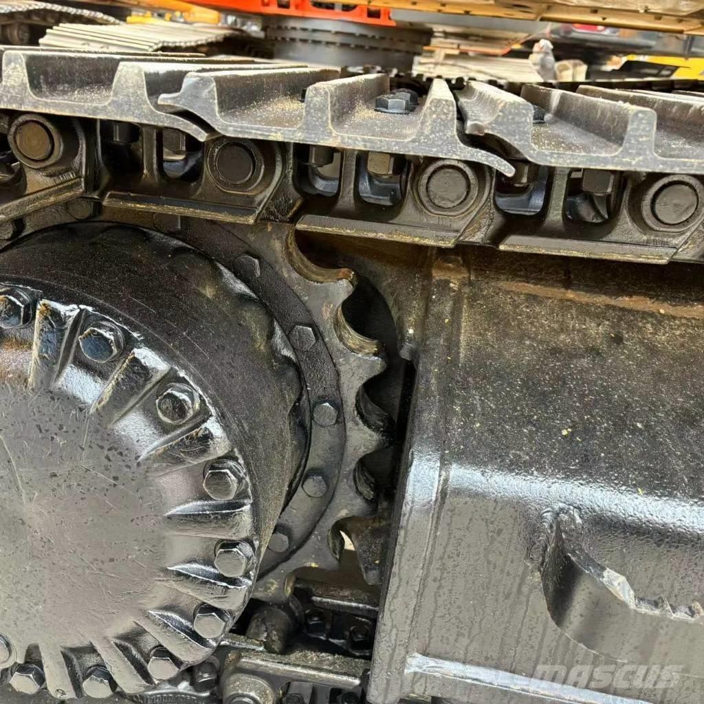 CAT 320D Vikšriniai ekskavatoriai