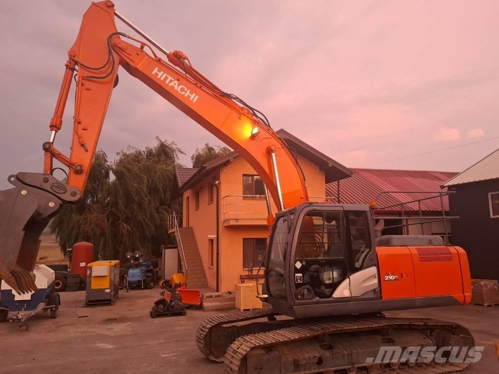 Hitachi 210LC Vikšriniai ekskavatoriai