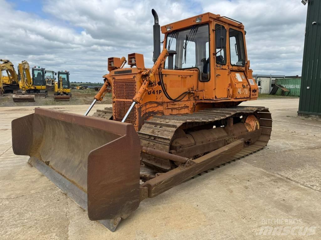 Komatsu D 41 P-3 Vikšriniai buldozeriai