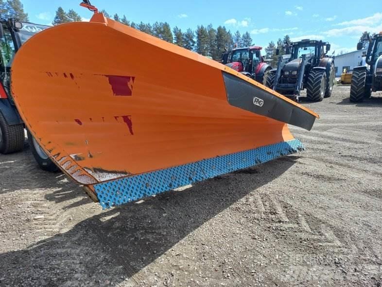 FMG ALUEAURA 360 Sniego peiliai ir valytuvai
