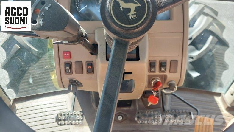John Deere 6220 SE Traktoriai