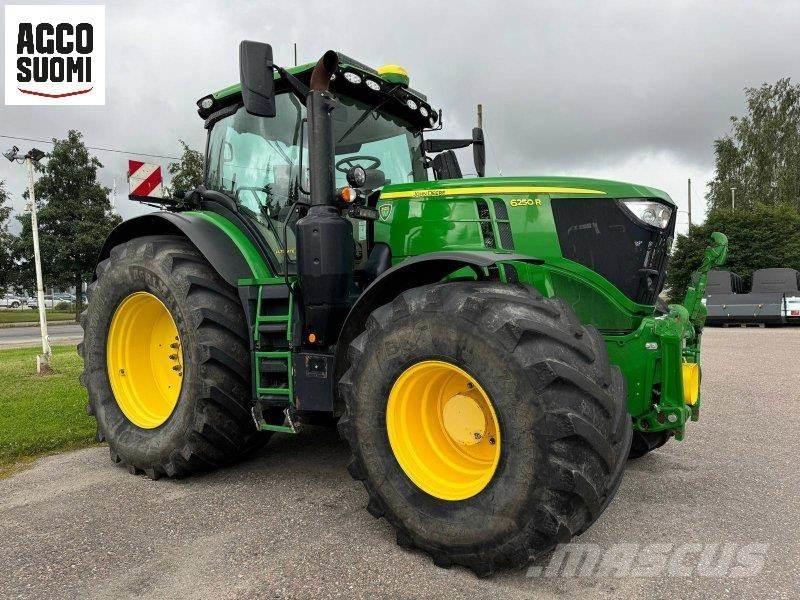 John Deere 6250 R Traktoriai