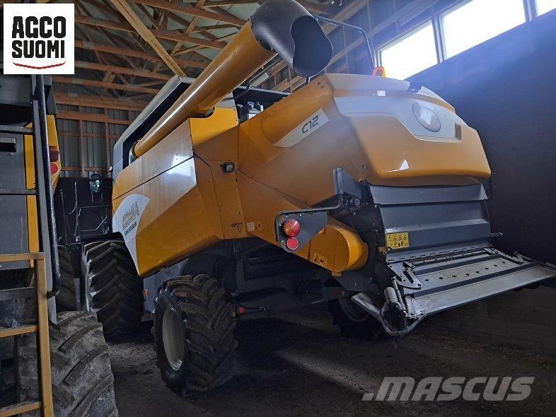 Sampo-Rosenlew C12 Derliaus nuėmimo kombainai