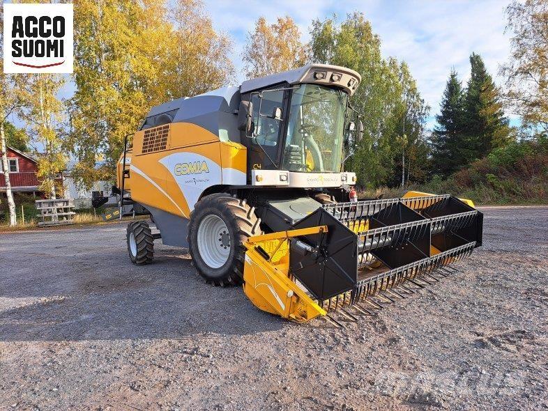 Sampo-Rosenlew C4 Derliaus nuėmimo kombainai