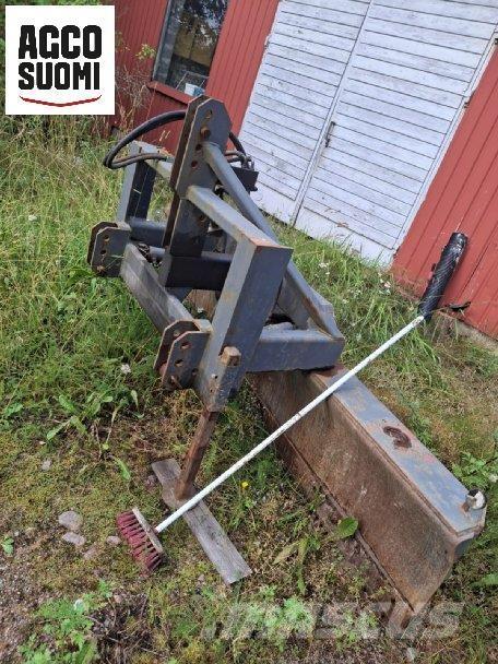 Soukkio RASPI Kiti naudoti traktorių priedai