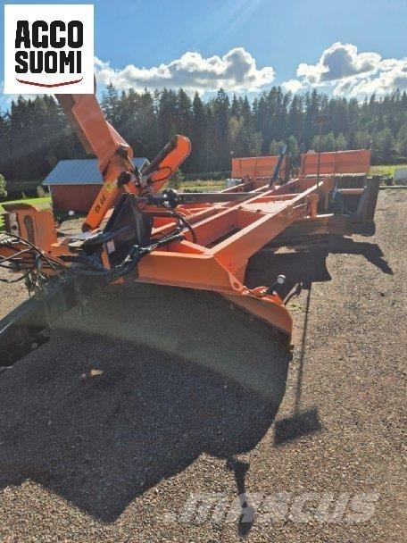  TLN TIELANA 430 Kelių valytuvai