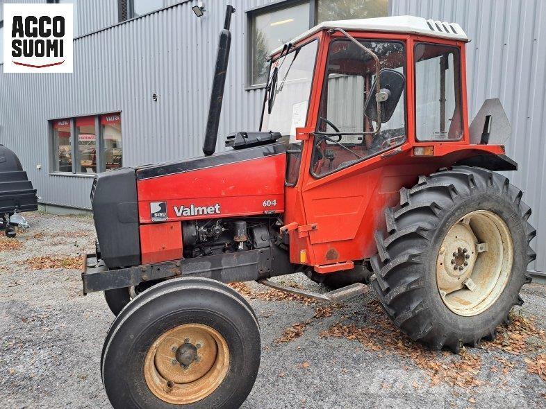 Valmet 604 Traktoriai