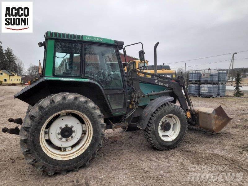 Valmet 6200 Traktoriai