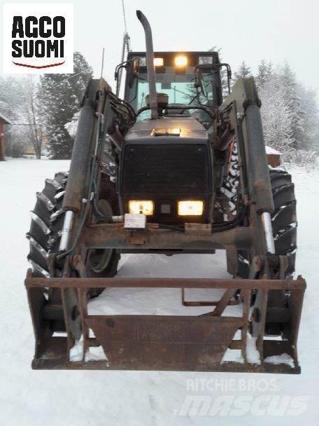 Valmet 8100 Traktoriai